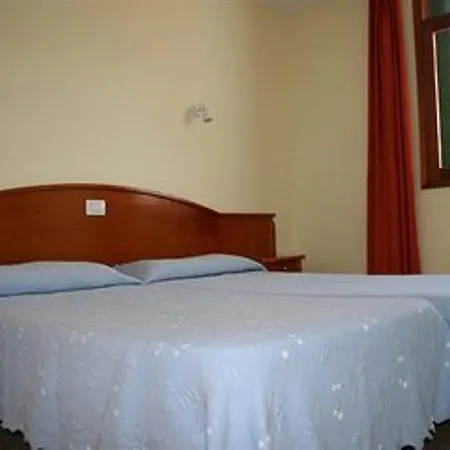 Atis Tirma * Playa del Inglés